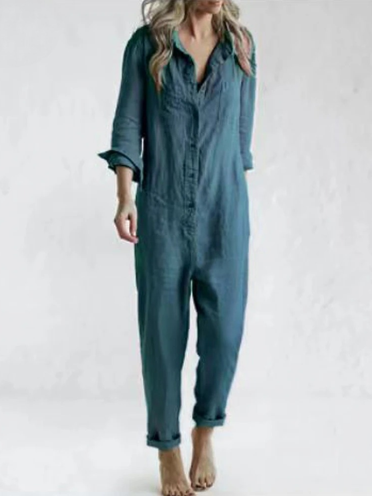 Avslappnad jumpsuit med knappar för kvinnor