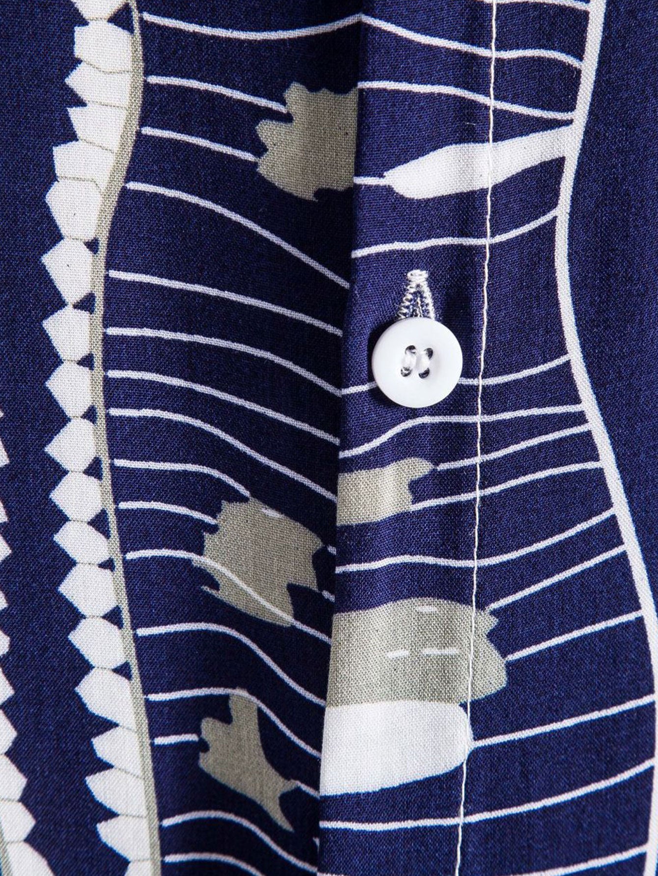 Wave Print Stand Collar Shirt