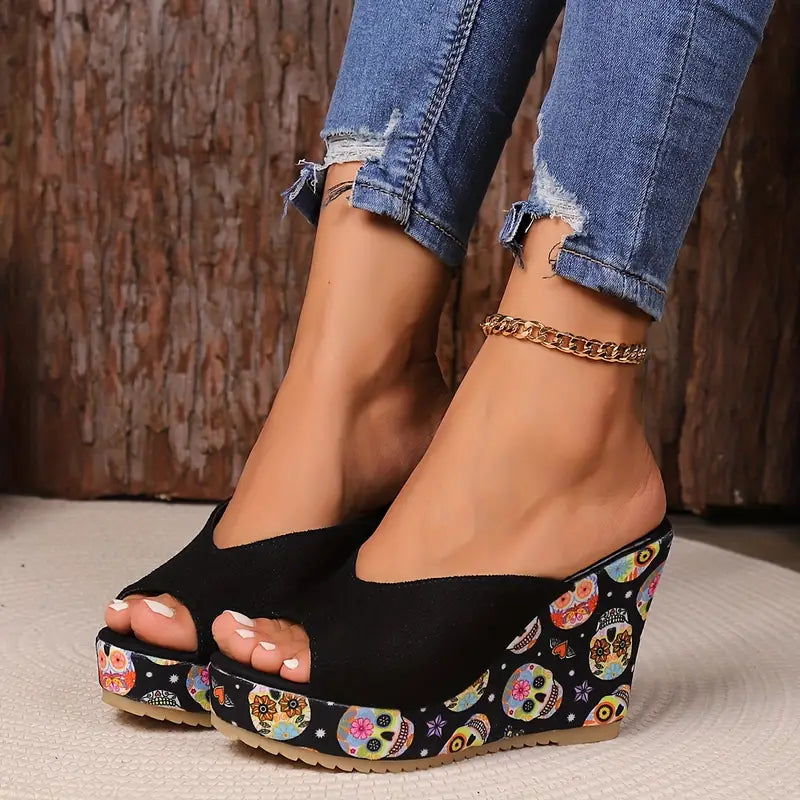 SpookyChic-plattformsskor - kilformade sandaler