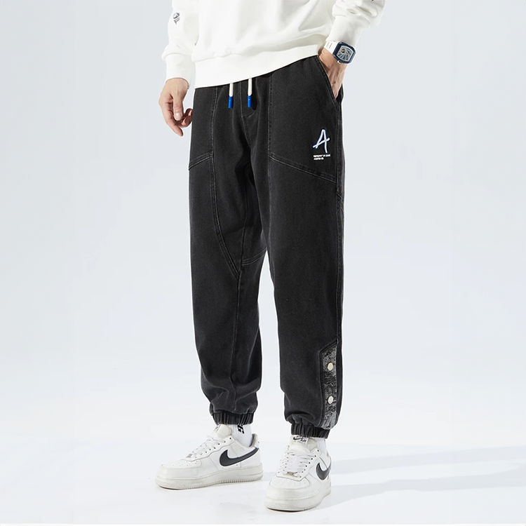 Mondevo. jeans joggers