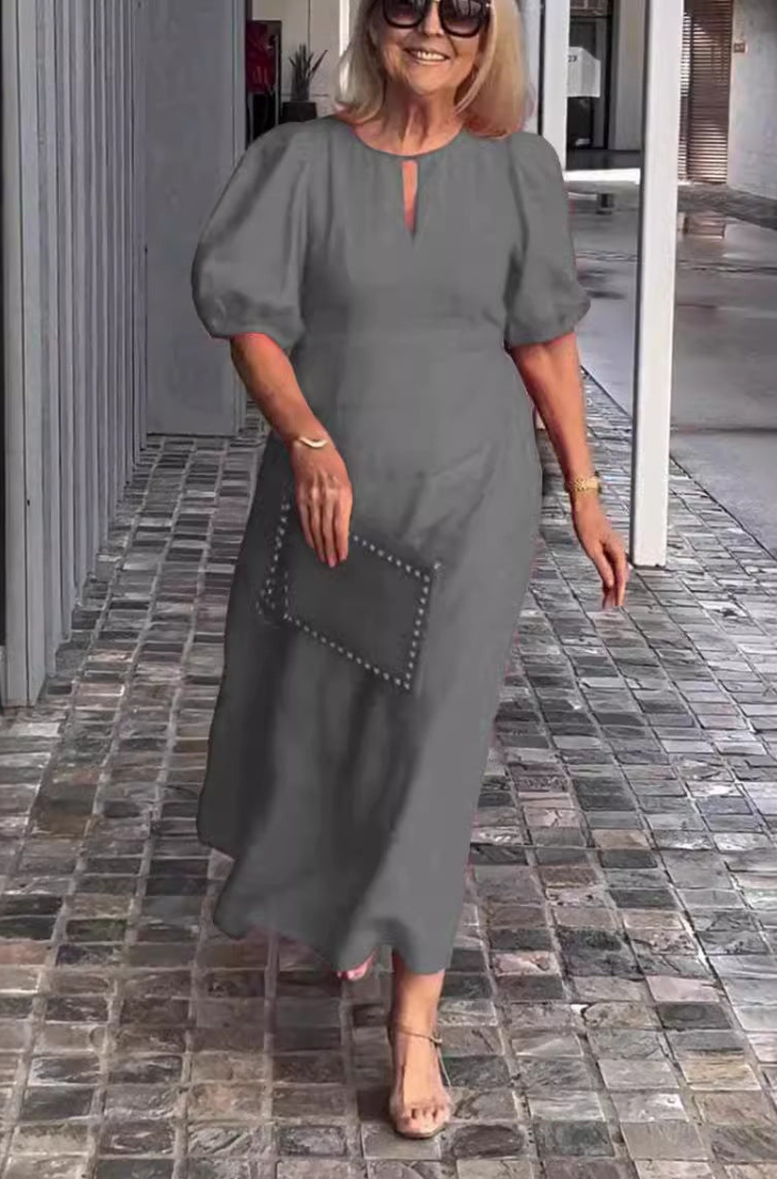 Fashionabla trendiga klänning för kvinnor