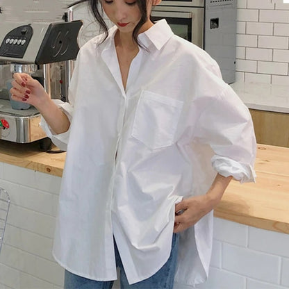 Elegant långärmad vit blus för kvinnor