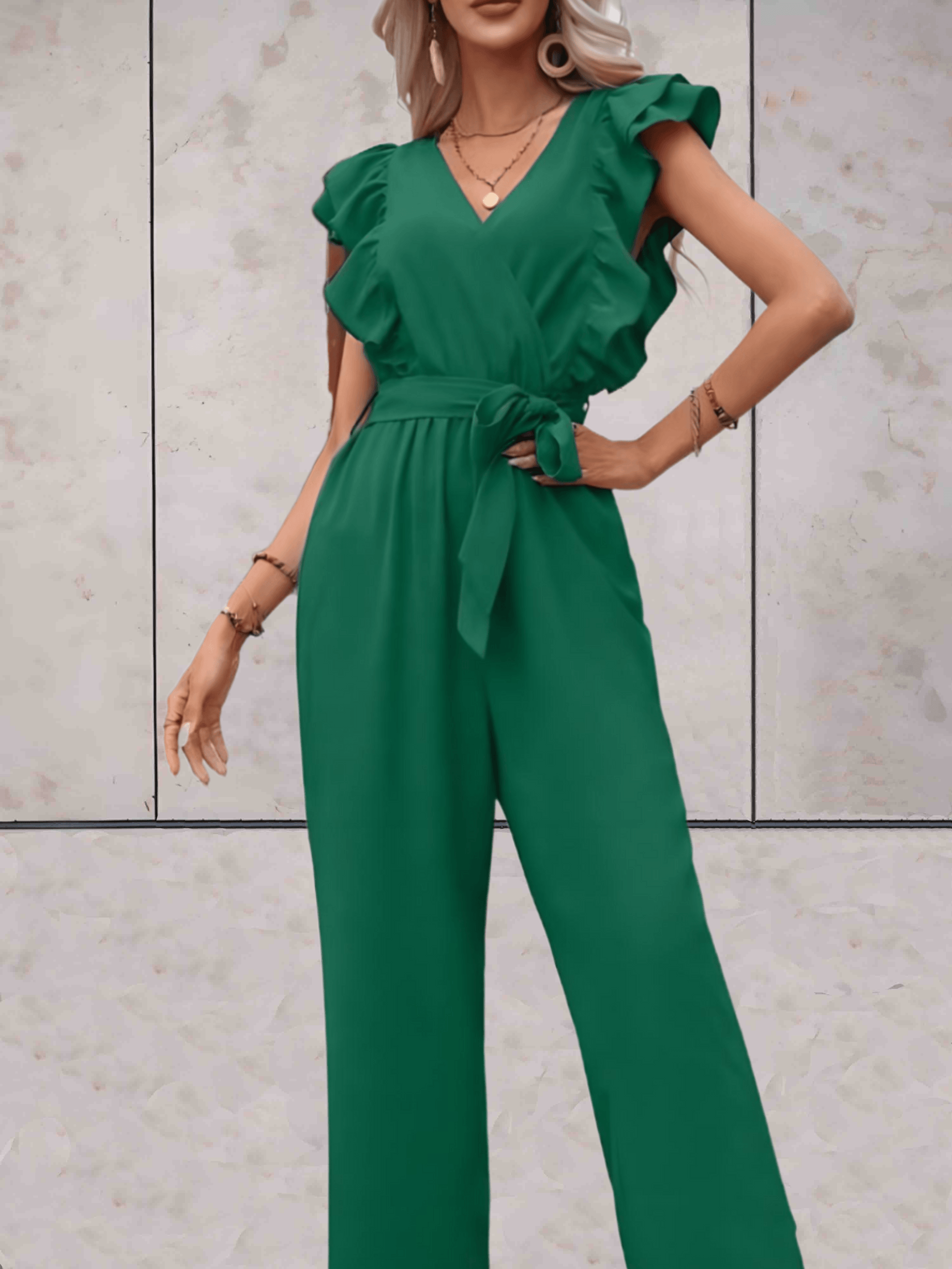 Stilren V-ringad jumpsuit med volanger för kvinnor