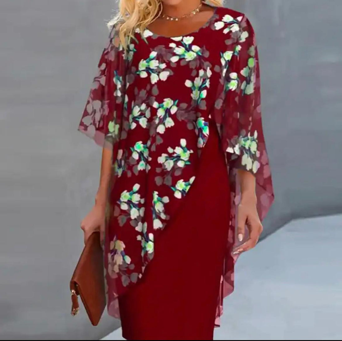 Snygg blommig bodycon-klänning