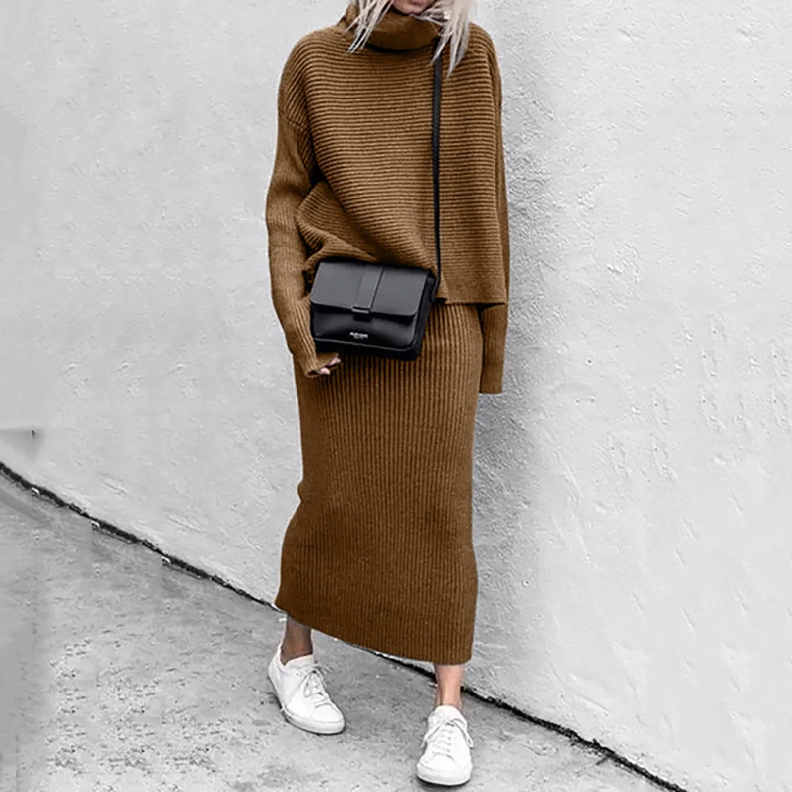 Fashionabla tröja och kjol set för kvinnor
